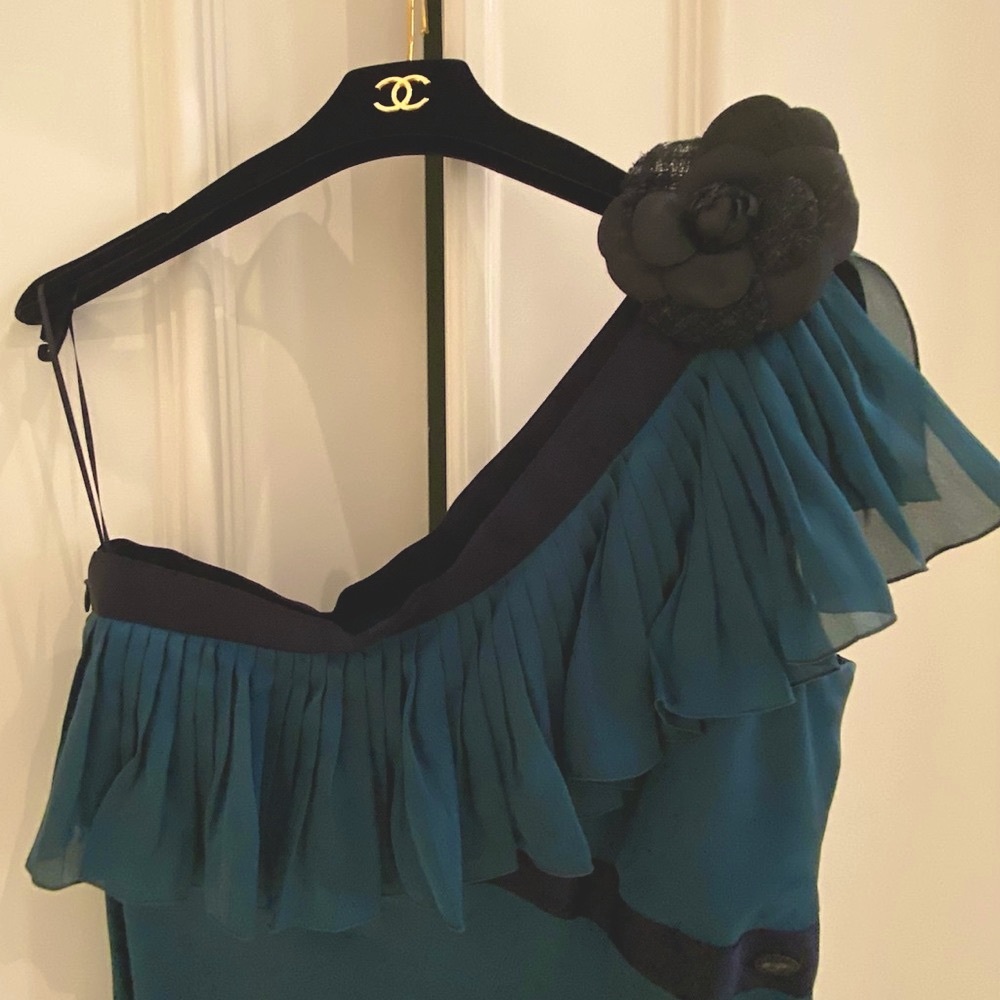 CHANEL Timeless Classy Fabulous Cocktail Formal Evening Gown - Picture 3 of 16